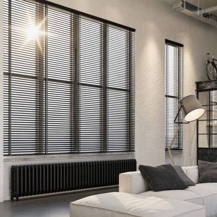 Persiana veneciana de aluminio, lama de 50 mm para el salón.
